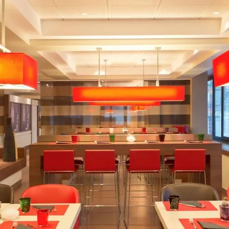 Hotel Ibis Centro 3*