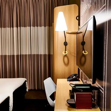Ibis Centro Hotel 3*