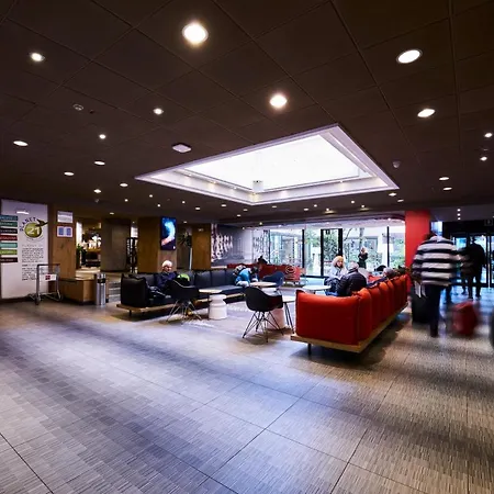 Ibis Centro Hotel 3*