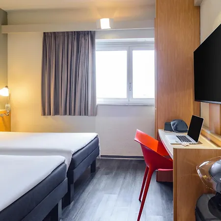 Ibis Centro מלון 3*