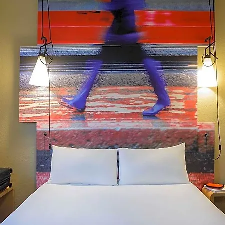 Ibis Centro Hotel Milan