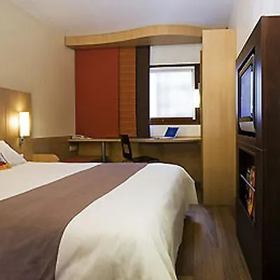 Ξενοδοχείο Ibis Centro 3*