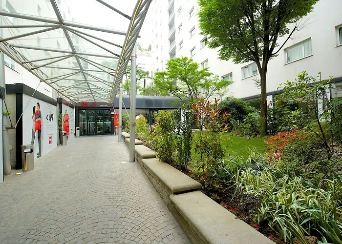 Ibis Centro 3* Milán