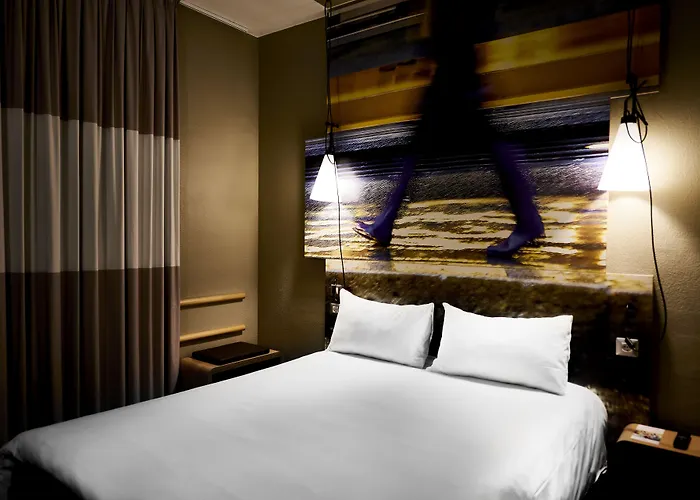 Ibis Centro Hotel 3*