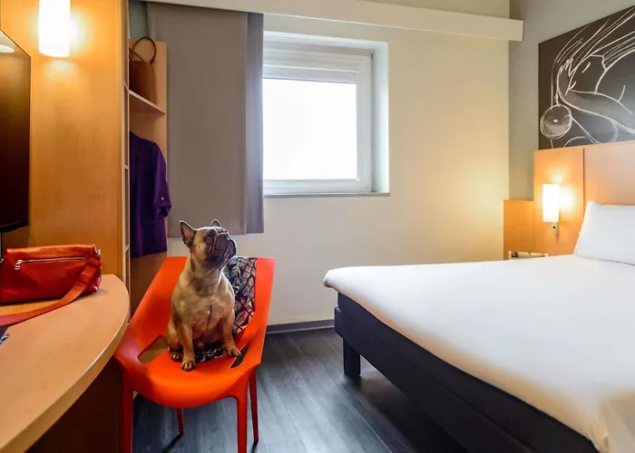 Ibis Centro 3* Milão