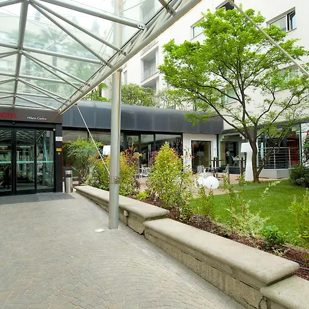 Ibis Centro 3*