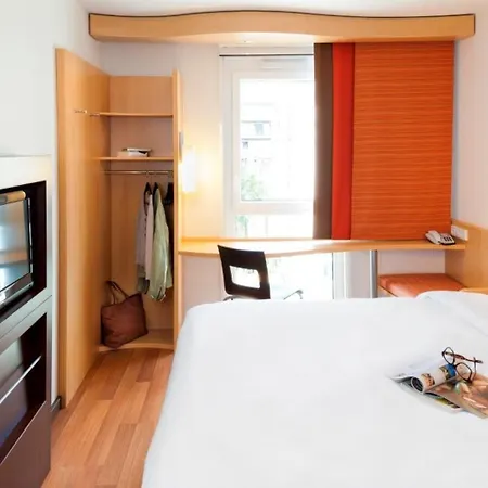 Отель Ibis Centro 3*