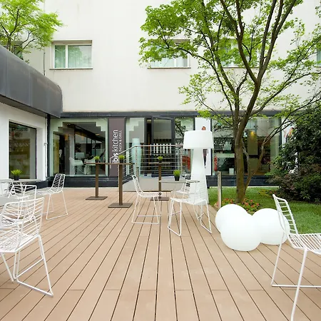 Ibis Centro Отель Милан