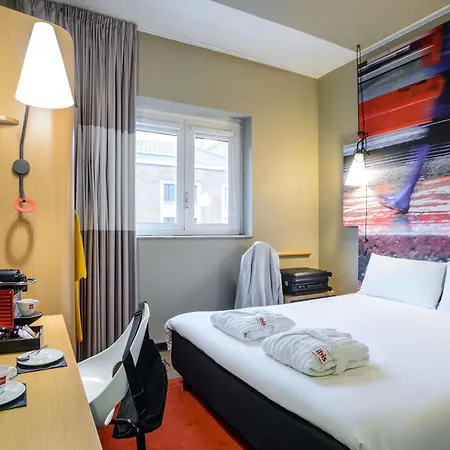 Отель Ibis Centro