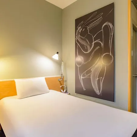 Отель Ibis Centro Милан